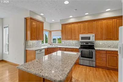 1470 Ranier Loop, Salem, OR 97304 - Photo 15