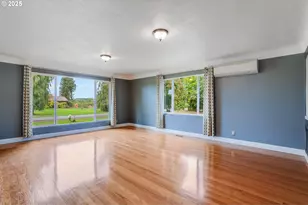 21841 SE Grand Island Loop, Dayton, OR 97114 - Photo 9