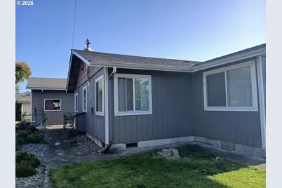 309 S Hazel St, Brookings, OR 97415 - Photo 3
