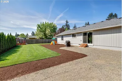 1144 N Pine St, Canby, OR 97013 - Photo 35