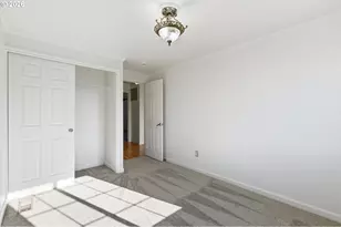 139 E 92nd St, Tacoma, WA 98445 - Photo 17