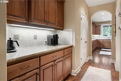 18262 SW Santoro Dr, Beaverton, OR 97007 - Photo 7