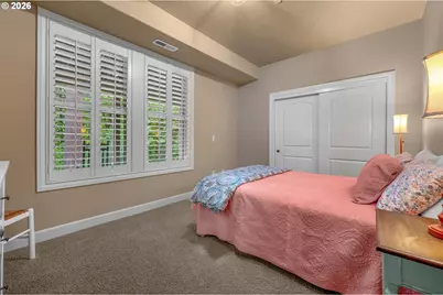 18262 SW Santoro Dr, Beaverton, OR 97007 - Photo 37
