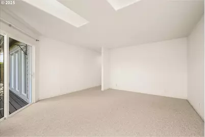 370 Magnolia Dr, Creswell, OR 97426 - Photo 21