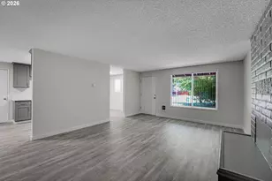 1829 NE 23rd Ct, Hillsboro, OR 97124 - Photo 3