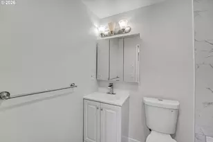 1829 NE 23rd Ct, Hillsboro, OR 97124 - Photo 21