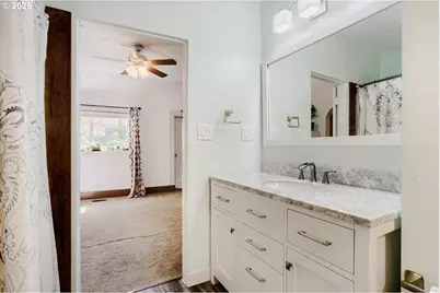9224 SW 26th Ave, Portland, OR 97219 - Photo 11