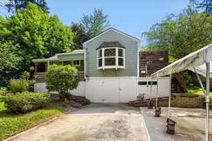 9224 SW 26th Ave, Portland, OR 97219 - Photo 21