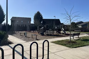 1429 Gladiola Dr, Junction City, OR 97448 - Photo 41