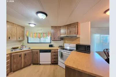 1199 N Terry St #309, Eugene, OR 97402 - Photo 17