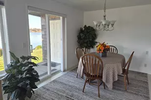 1040 Bay St, Florence, OR 97439 - Photo 17