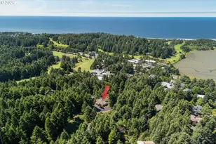 488 Lookout Dr, Gleneden Beach, OR 97388 - Photo 3