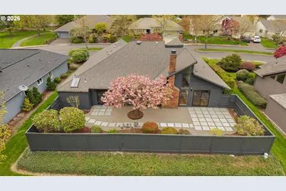 7104 SW Chapel Ln, Portland, OR 97223 - Photo 3