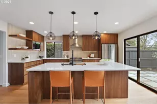 7104 SW Chapel Ln, Portland, OR 97223 - Photo 15