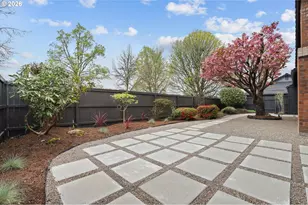 7104 SW Chapel Ln, Portland, OR 97223 - Photo 31