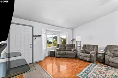 1033 Ash Grove Loop, Creswell, OR 97426 - Photo 7