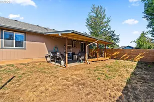 1033 Ash Grove Loop, Creswell, OR 97426 - Photo 29