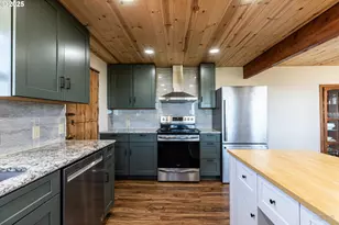 70392 Schumacher Rd, Rainier, OR 97048 - Photo 9