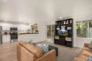 5098 NE Schoeler Cir, Hillsboro, OR 97124 - Photo 3