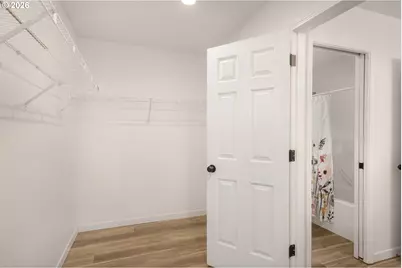 5098 NE Schoeler Cir, Hillsboro, OR 97124 - Photo 13