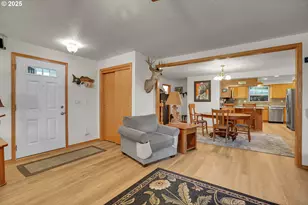 10724 SE Clinton St, Portland, OR 97266 - Photo 5