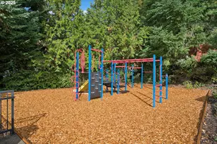 3850 Summerlinn Dr, West Linn, OR 97068 - Photo 39