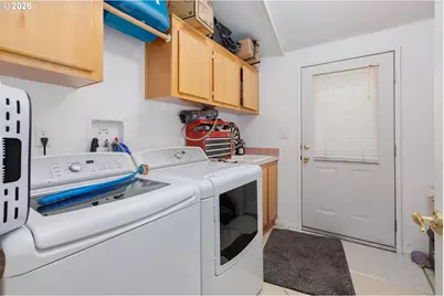 155 NE Metcalf Ave, Siletz, OR 97380 - Photo 33