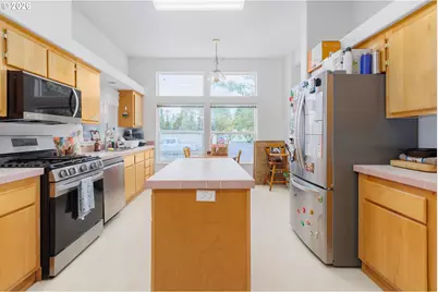155 NE Metcalf Ave, Siletz, OR 97380 - Photo 19