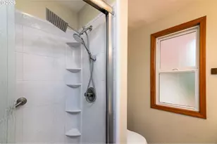1108 SE 168th Ave, Portland, OR 97233 - Photo 15