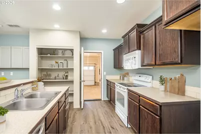 87741 Rendezvous Loop, Veneta, OR 97487 - Photo 9