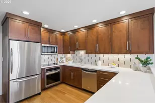 2211 SW 1st Ave, Portland, OR 97201 - Photo 23