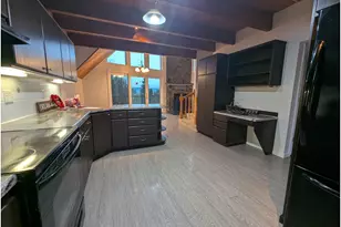 1306 Mt Brynion St, Kelso, WA 98626 - Photo 9