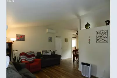 2375 SE Washington Ct, Hillsboro, OR 97123 - Photo 17