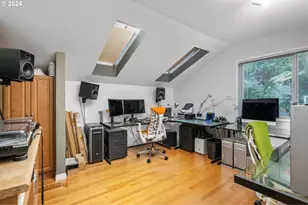 1060 Upper Devon Ln, Lake Oswego, OR 97034 - Photo 23