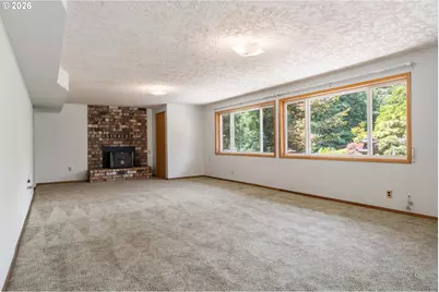 18425 NE 136th St, Brush Prairie, WA 98606 - Photo 3