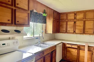 62361 Olive Barber Rd, Coos Bay, OR 97420 - Photo 11