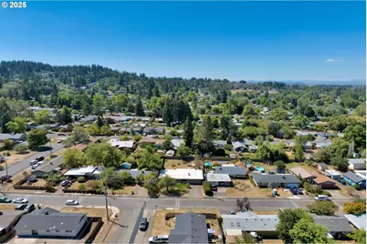 2130 Grant St, Eugene, OR 97405 - Photo 35