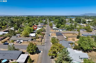 2130 Grant St, Eugene, OR 97405 - Photo 37