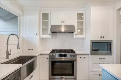 5165 SW Normandy Pl, Beaverton, OR 97005 - Photo 13