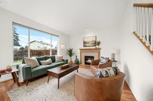 910 NE 4th Ave, Hillsboro, OR 97124 - Photo 13