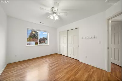 910 NE 4th Ave, Hillsboro, OR 97124 - Photo 27