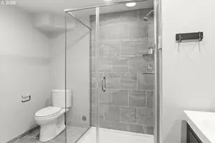 1530 SW Mitchell Ln, Portland, OR 97239 - Photo 27