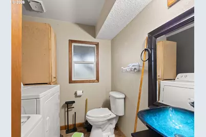 604 SW Mildred Ave, Enterprise, OR 97828 - Photo 5