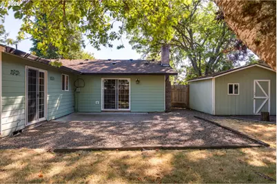 3005 E Lindquist Ct, Newberg, OR 97132 - Photo 37