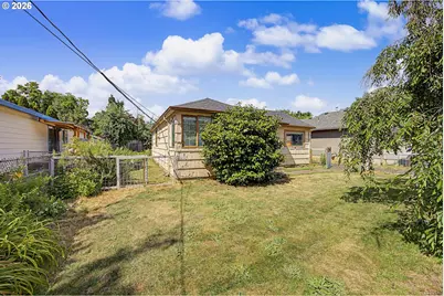 7441 SE Rural St, Portland, OR 97206 - Photo 5