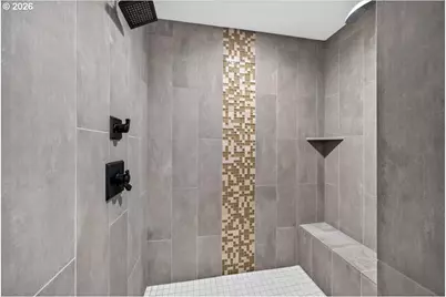 8985 Sandy Heights Rd, Cloverdale, OR 97112 - Photo 11