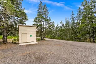 8985 Sandy Hts Rd, Cloverdale, OR 97112 - Photo 39