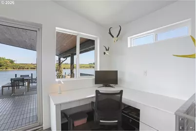 24600 NW St. Helens Rd #M12, Portland, OR 97231 - Photo 25