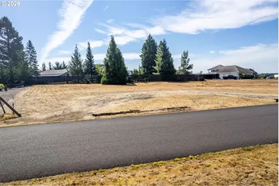 211 Columbia Point Rd, Longview, WA 98632 - Photo 3
