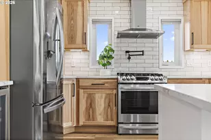 5911 SW Briar Patch Ln, Wilsonville, OR 97070 - Photo 9